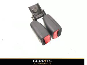 Usagé Insertion ceinture de sécurité arrière droite Hyundai iX35 (LM) 1.6 GDI 16V Prix € 27,48 Règlement à la marge proposé par Gerrits Automotive