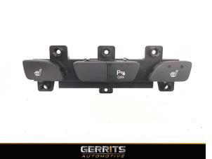 Used Seat heating switch Hyundai iX35 (LM) 1.6 GDI 16V Price € 66,00 Margin scheme offered by Gerrits Automotive