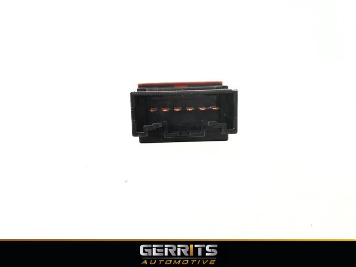 Panic lighting switch from a Hyundai iX35 (LM) 1.6 GDI 16V 2015