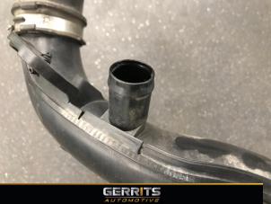 Intercooler Rohr van een Ford C-Max (DXA) 2.0 TDCi 16V 115 2012