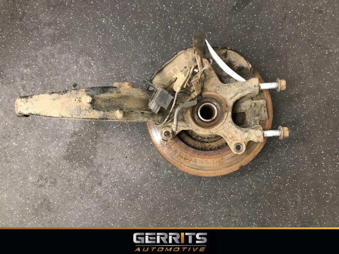 Knuckle, front right from a Mazda 6 SportBreak (GH19/GHA9) 2.2 CDVi 16V 130 2013
