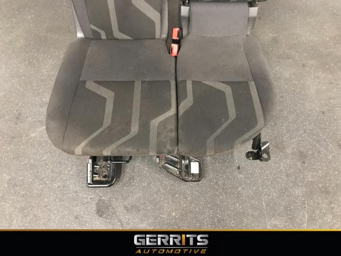 Double front seat, right from a Ford Transit Connect (PJ2) 1.6 TDCi 16V 95 2015