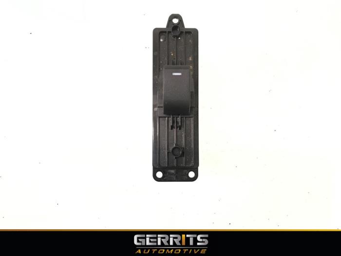 Usados Interruptor de ventanilla eléctrica Mazda 6 SportBreak (GH19/GHA9) 2.2 CDVi 16V 130 Precio € 21,98 Norma de margen ofrecido por Gerrits Automotive BV