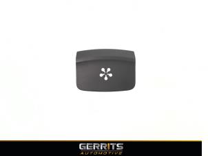 Gebrauchte Schalter Renault Megane IV Estate (RFBK) 1.6 Energy dCi 130 Preis € 19,99 Margenregelung angeboten von Gerrits Automotive