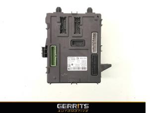Usagé Ordinateur contrôle fonctionnel Renault Megane IV Estate (RFBK) 1.6 Energy dCi 130 Prix € 126,50 Règlement à la marge proposé par Gerrits Automotive