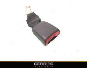 Usagé Attache ceinture arrière droite Citroen C1 1.0 12V Prix € 19,99 Règlement à la marge proposé par Gerrits Automotive