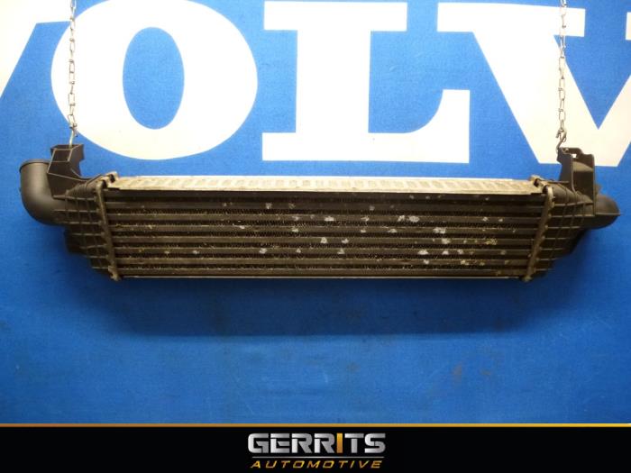 Usados Intercooler Volvo V50 (MW) 2.0 D 16V Precio € 38,50 Norma de margen ofrecido por Gerrits Automotive BV