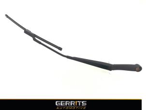 Used Front wiper arm Hyundai i30 (FD) 1.4 CVVT 16V Price € 21,98 Margin scheme offered by Gerrits Automotive