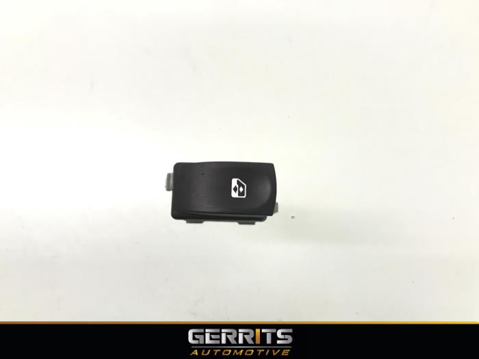 Usados Interruptor de ventanilla eléctrica Renault Modus/Grand Modus (JP) 1.4 16V Precio € 21,98 Norma de margen ofrecido por Gerrits Automotive BV