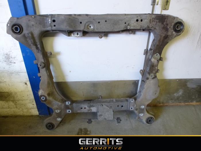 Subframe Volvo V70 2.3 T5 20V - 31429444 B5234T3