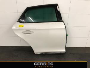 Używane Drzwi prawe tylne wersja 4-drzwiowa Citroen DS5 (KD/KF) 2.0 165 HYbrid4 16V Cena € 274,98 Procedura marży oferowane przez Gerrits Automotive