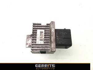 Usagé Relais préchauffage Citroen DS5 (KD/KF) 2.0 165 HYbrid4 16V Prix € 21,98 Règlement à la marge proposé par Gerrits Automotive