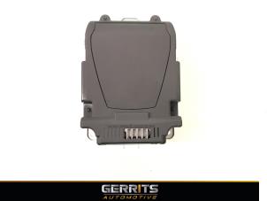 Używane Wyswietlacz przezierny typu HUD Citroen DS5 (KD/KF) 2.0 165 HYbrid4 16V Cena € 299,99 Procedura marży oferowane przez Gerrits Automotive