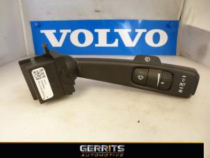 Usagé Commutateur essuie-glace Volvo S80 (AR/AS) 2.5 T Turbo 20V Prix € 23,10 Règlement à la marge proposé par Gerrits Automotive