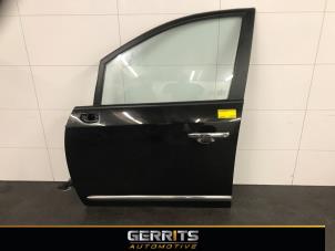 Używane Drzwi lewe przednie wersja 4-drzwiowa Kia Carens III (FG) 2.0i CVVT 16V Cena € 192,48 Procedura marży oferowane przez Gerrits Automotive