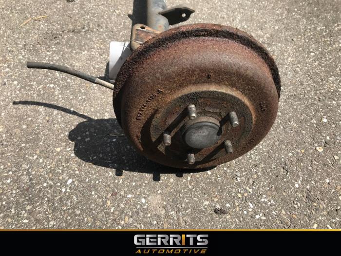 Rear-wheel drive axle from a Ford Transit Connect 1.8 TDCi 75 2007