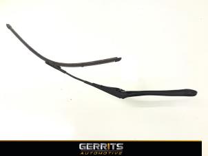 Used Front wiper arm BMW 3 serie (E93) 320d 16V Price € 21,98 Margin scheme offered by Gerrits Automotive