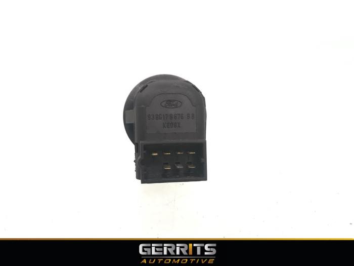 Mirror switch from a Ford Transit Connect 1.8 TDCi 75 2007