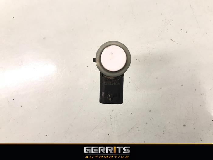 Usados Sensor PDC BMW 2 serie Gran Tourer (F46) 218d 2.0 TwinPower Turbo 16V Precio € 38,48 Norma de margen ofrecido por Gerrits Automotive BV