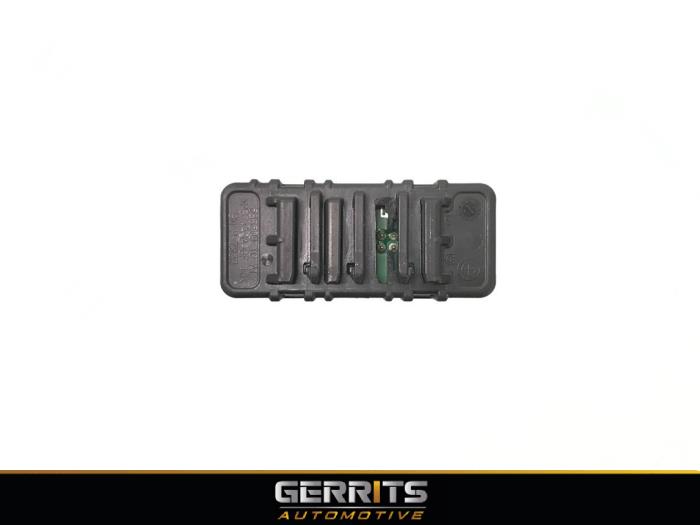 Begagnade Sensor (övriga) BMW 2 serie Gran Tourer (F46) 218d 2.0 TwinPower Turbo 16V Pris € 32,98 Marginaltabell erbjuds av Gerrits Automotive BV