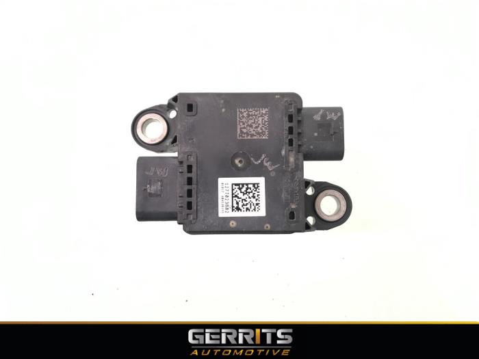 85e31477-29db-4a90-ab30- 