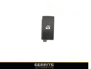 Used Electric window switch Renault Espace (JK) 2.0 dCi 16V 175 FAP Price € 21,98 Margin scheme offered by Gerrits Automotive