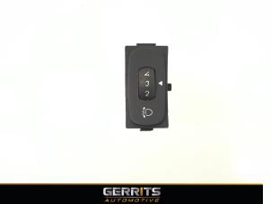 Used AIH headlight switch Renault Espace (JK) 2.0 dCi 16V 175 FAP Price € 21,98 Margin scheme offered by Gerrits Automotive