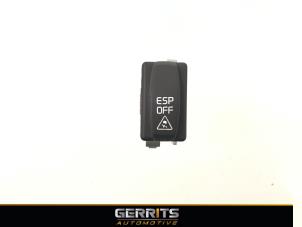 Usados Interruptor ESP Renault Espace (JK) 2.0 dCi 16V 175 FAP Precio € 21,98 Norma de margen ofrecido por Gerrits Automotive