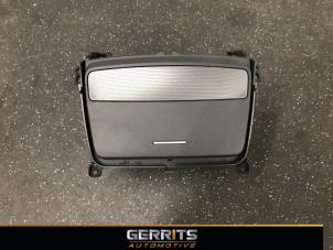 Used Front ashtray Renault Espace (JK) 2.0 dCi 16V 175 FAP Price € 32,98 Margin scheme offered by Gerrits Automotive