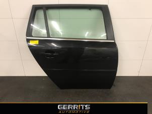 Used Rear door 4-door, right Opel Vectra C Caravan 2.2 DIG 16V Price € 71,48 Margin scheme offered by Gerrits Automotive