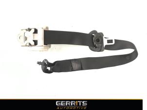 Usagé Ceinture de sécurité arrière gauche Opel Vectra C Caravan 2.2 DIG 16V Prix € 27,48 Règlement à la marge proposé par Gerrits Automotive BV