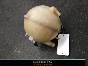 Used Expansion vessel Mercedes Vito (639.6) 2.2 110 CDI 16V Euro 5 Price € 38,48 Margin scheme offered by Gerrits Automotive