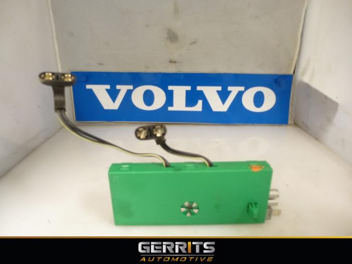 Antenna Amplifier from a Volvo S80 (AR/AS) 2.4 D5 20V 180 2008