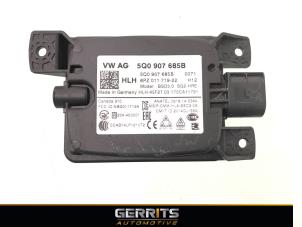 Used Side assist sensor Volkswagen Golf VII (AUA) 2.0 GTD 16V Price € 98,98 Margin scheme offered by Gerrits Automotive