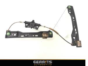 Used Window mechanism 4-door, front right Mercedes GLA (156.9) 2.2 220 d 16V 4-Matic Price € 54,98 Margin scheme offered by Gerrits Automotive