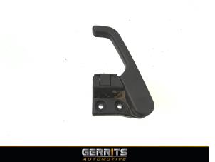 Used Hood lever Mercedes Sprinter 3t (906.61) 210 CDI 16V Price € 21,98 Margin scheme offered by Gerrits Automotive