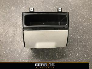 Used Cup holder Mercedes Sprinter 3t (906.61) 210 CDI 16V Price € 32,98 Margin scheme offered by Gerrits Automotive