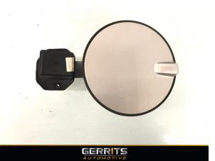 Used Tank cap cover Opel Astra H (L70) 1.6 16V Twinport Price € 21,98 Margin scheme offered by Gerrits Automotive