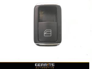 Usados Interruptor de ventanilla eléctrica Mercedes C (W204) 3.0 C-320 CDI V6 24V Precio € 21,98 Norma de margen ofrecido por Gerrits Automotive