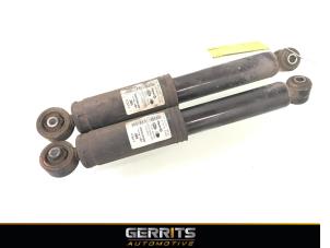 Used Shock absorber kit Fiat Panda (312) 0.9 TwinAir 65 Price € 54,98 Margin scheme offered by Gerrits Automotive