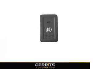 Used Fog light switch Suzuki Swift (ZA/ZC/ZD1/2/3/9) 1.6 Sport VVT 16V Price € 21,98 Margin scheme offered by Gerrits Automotive