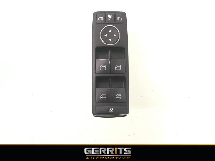 Usados Interruptor de ventanilla eléctrica Mercedes C (W204) 3.0 C-280 V6 24V Precio € 54,98 Norma de margen ofrecido por Gerrits Automotive BV
