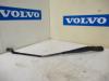 Brazo delantero de limpiaparabrisas de un Volvo V40 (MV) 2.0 D2 16V 2015