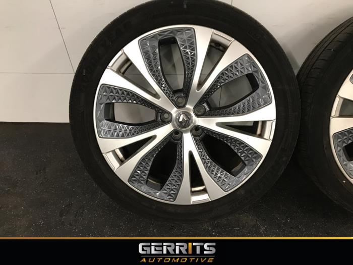 Set of wheels + tyres Renault Scénic IV 1.3 TCE 140 16V - 403006686R Alloy  RENAULT/ GOODYEAR