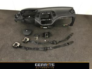 Usados Juego y módulo de airbag Renault Captur (2R) 1.2 TCE 16V EDC Precio € 1.149,99 Norma de margen ofrecido por Gerrits Automotive
