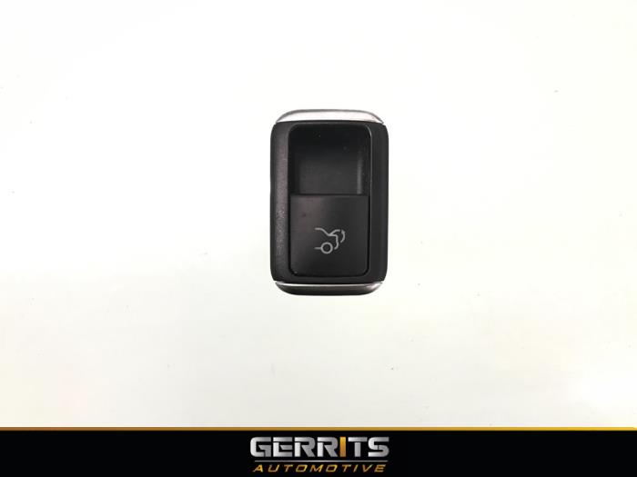 Begagnade Spak, baklucka Mercedes E (W212) E-200 CDI 16V BlueEfficiency,BlueTEC Pris € 21,98 Marginaltabell erbjuds av Gerrits Automotive BV