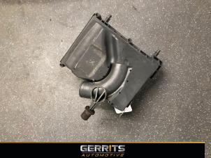Usagé Boîtier filtre à air Opel Corsa C (F08/68) 1.0 12V Twin Port Prix € 21,98 Règlement à la marge proposé par Gerrits Automotive