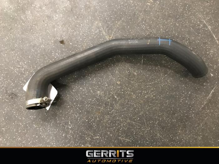 Gebrauchte Intercooler Schlauch Ford Focus 3 1.0 Ti-VCT EcoBoost 12V 125 Preis € 21,98 Margenregelung angeboten von Gerrits Automotive BV