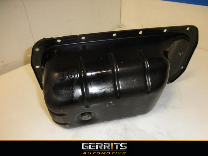 Sump from a Ford Focus 3 Wagon 1.6 TDCi ECOnetic 2012