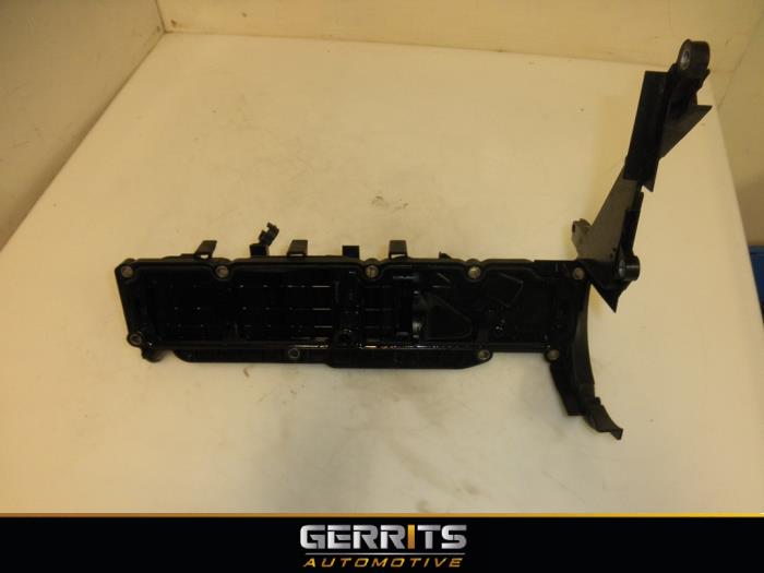 Ventildeckel van een Ford Focus 3 Wagon 1.6 TDCi ECOnetic 2012
